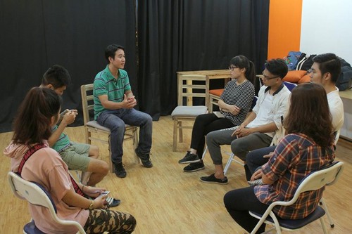 Hanoians attracted to improvisation comedy  - ảnh 4